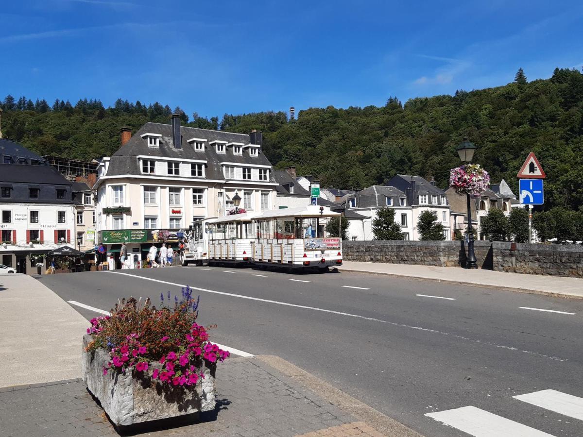 Rive Gauche Sur Semois Apartamento Bouillon Exterior foto